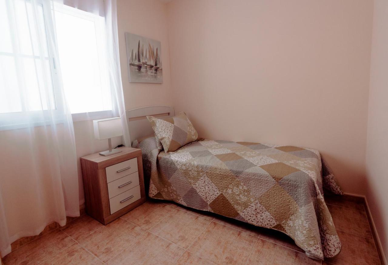 Apto Ache, Acogedor Apartamento De 66 M Con Terraza, Aire Acondicionado Y Parking Privado Gratuito Los Abrigos Exterior foto